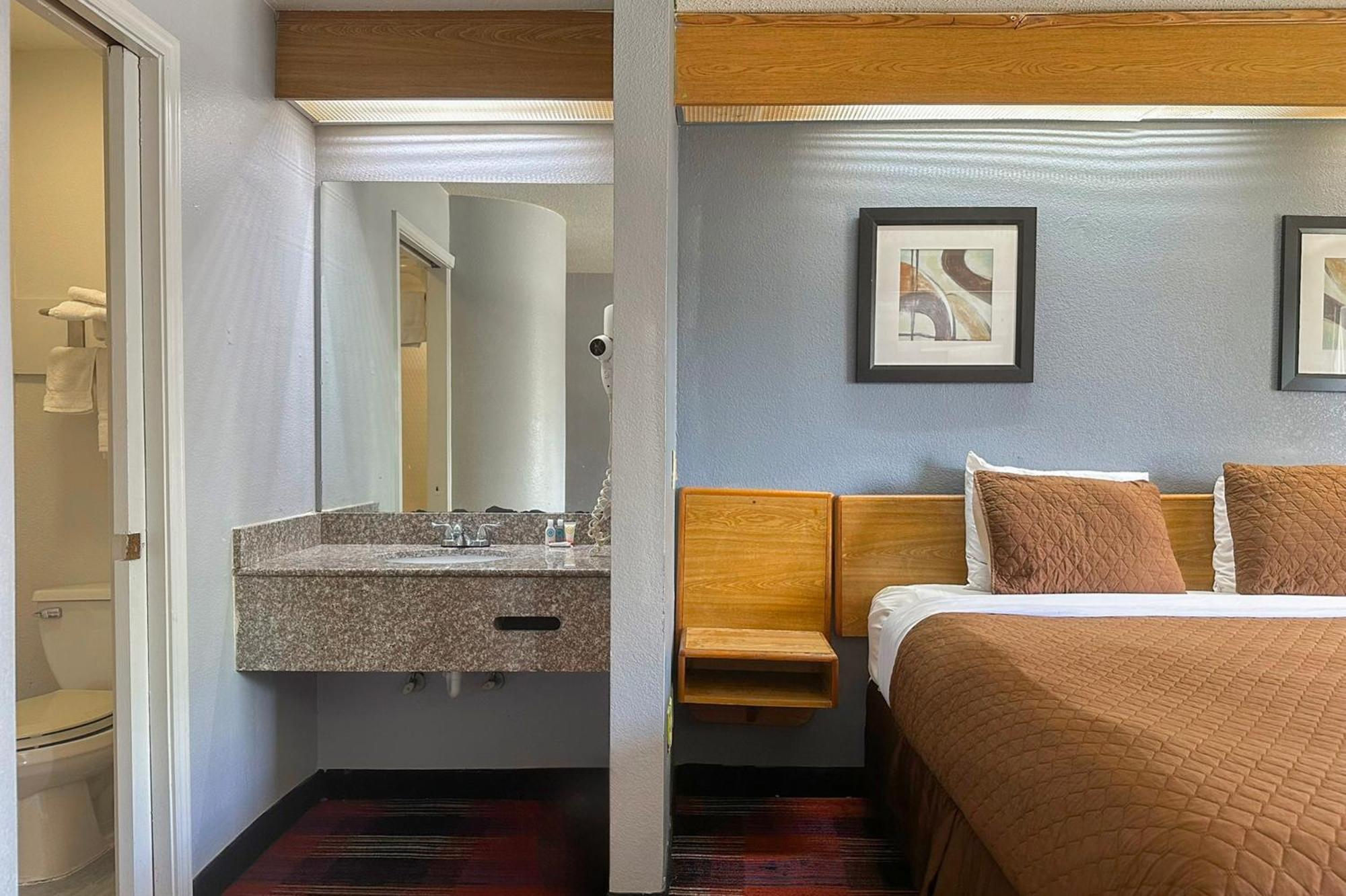 Classic Inn By Oyo I- 240 Near Memphis Airport المظهر الخارجي الصورة